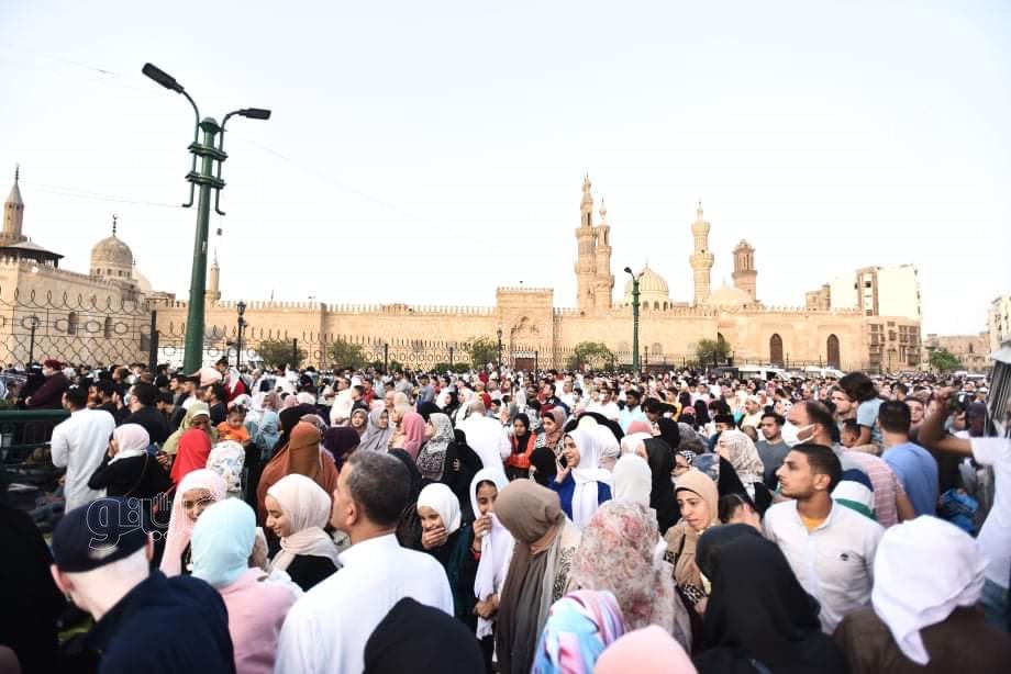 اعداد غير مسبوقة.. صلاة العيد في الأزهر الشريف شكل تاني (53)
