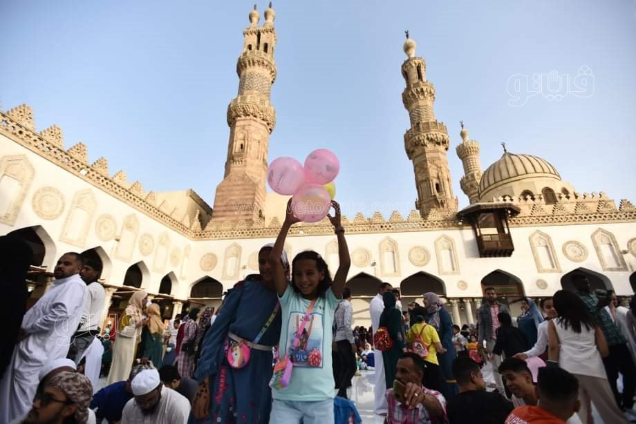 اعداد غير مسبوقة.. صلاة العيد في الأزهر الشريف شكل تاني (54)