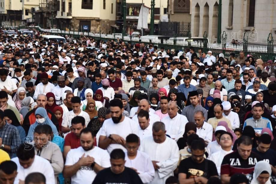 اعداد غير مسبوقة.. صلاة العيد في الأزهر الشريف شكل تاني (66)