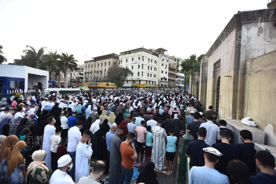 اعداد غير مسبوقة.. صلاة العيد في الأزهر الشريف شكل تاني (79)