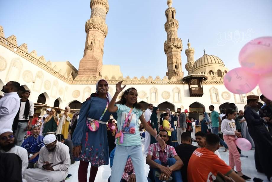 اعداد غير مسبوقة.. صلاة العيد في الأزهر الشريف شكل تاني (85)