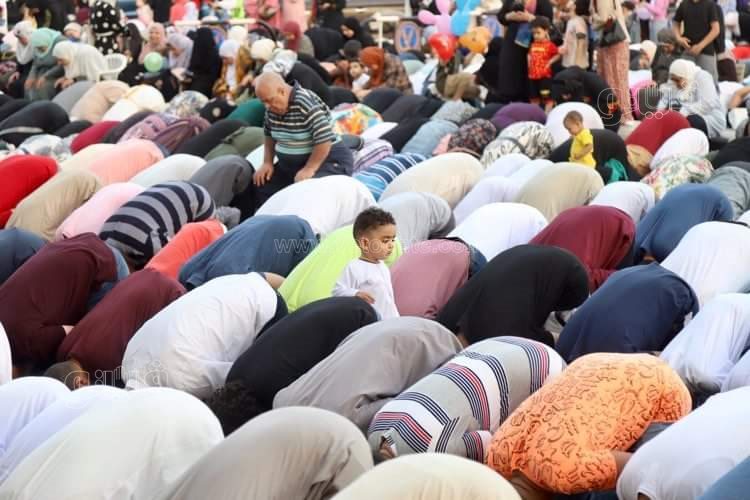 صلاة العيد في مسجد الصديق بالشيراتون (5)