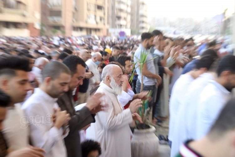 صلاة العيد في مسجد الصديق بالشيراتون (17)