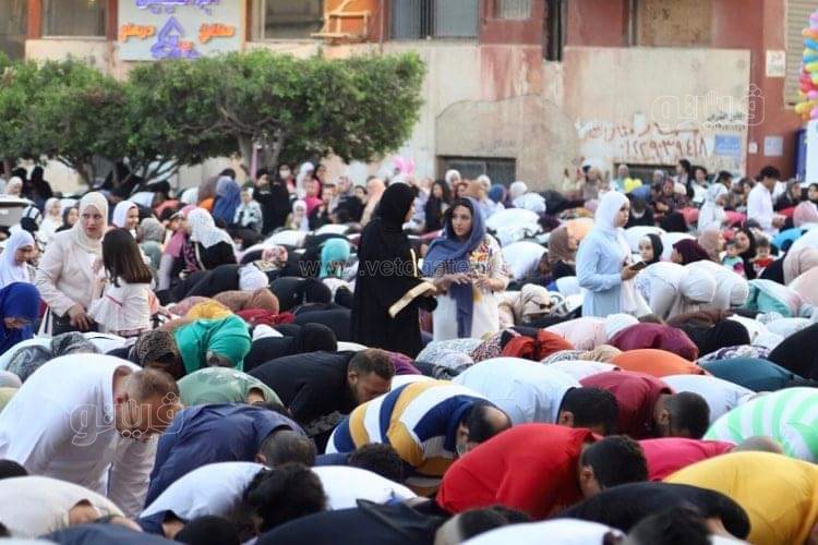 صلاة العيد في مسجد الصديق بالشيراتون (19)