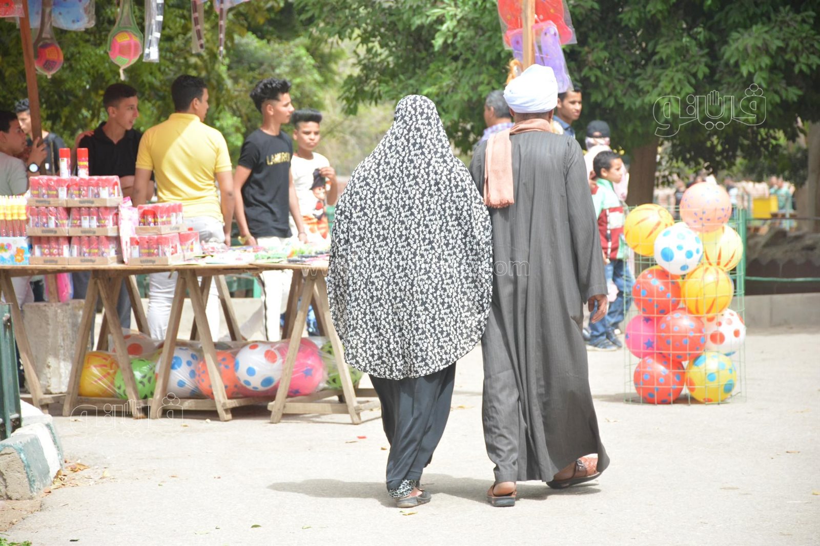  إقبال ملحوظ من المواطنين على حديقة حيوان الجيزة (11)