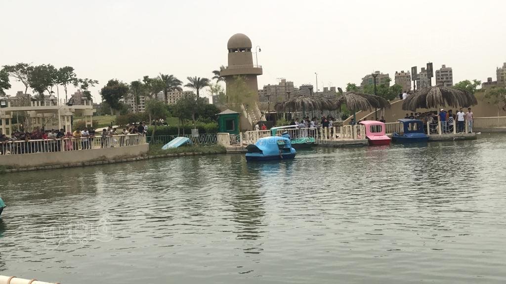 العائلات يتصدرون مشهد احتفالات العيد في حديقة الجيزة (4)