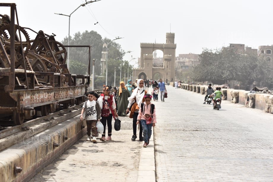 توافد العائلات على حدائق القناطر الخيرية (7)