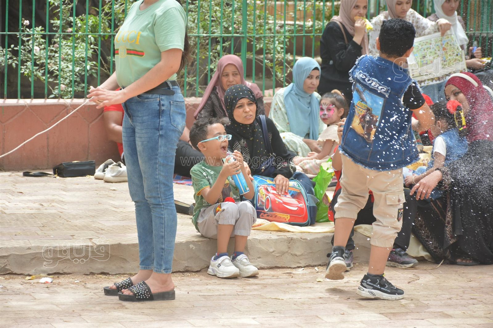 زوار حديقة الحيوان (42)