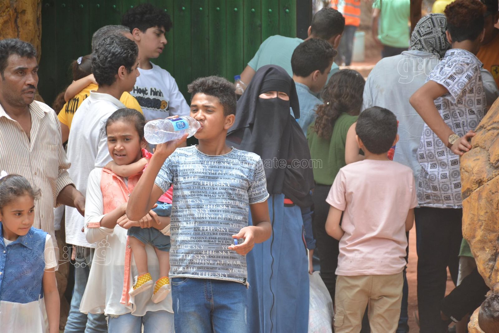 زوار حديقة الحيوان (9)