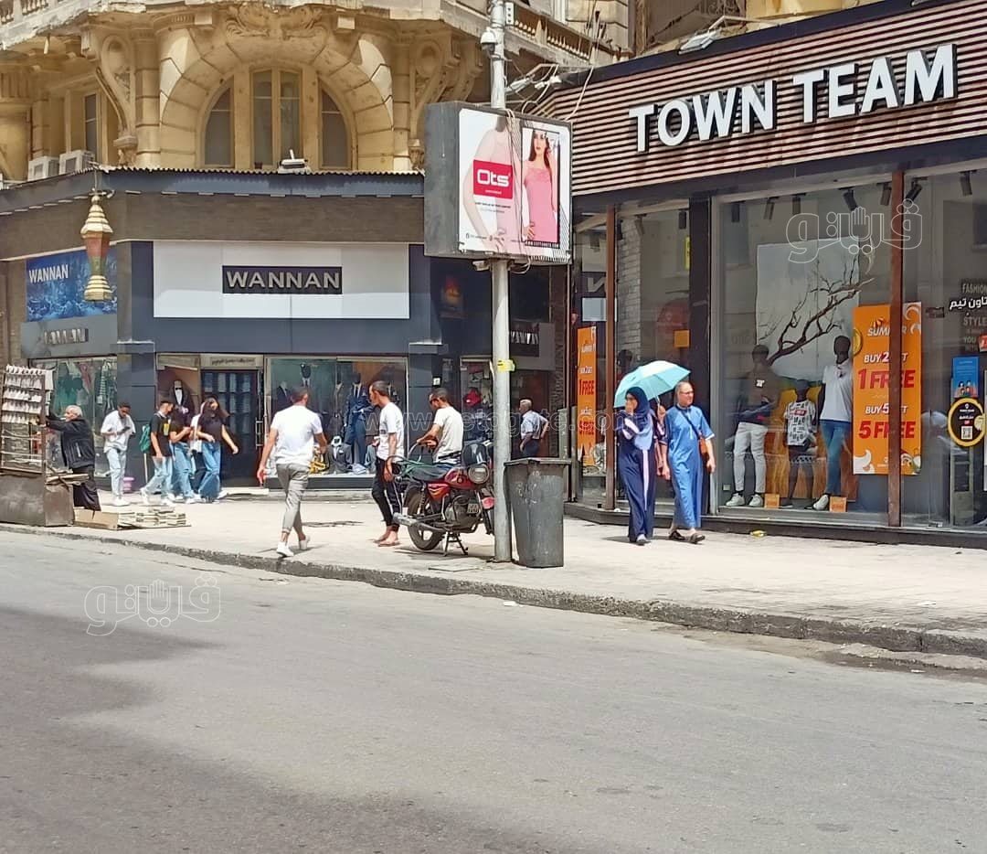 شوارع وسط القاهرة تجذب المراهقين.. وضعف الإقبال على السينمات (5)