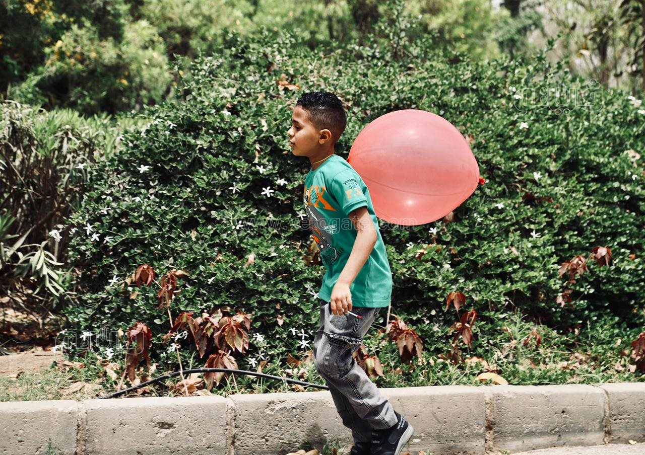 الأطفال داخل حديقة الأزهر (4)