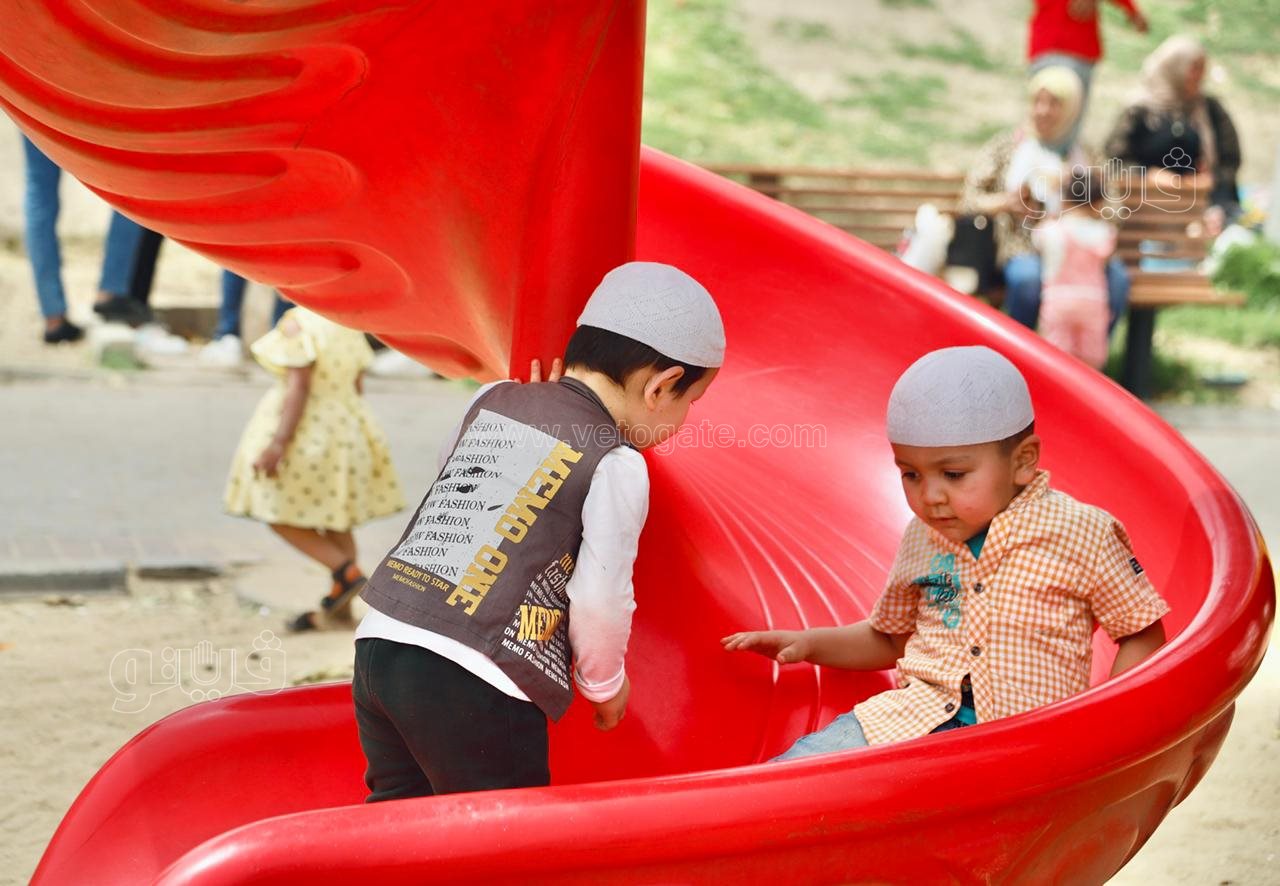 زوار حديقة الأزهر يستمتعون بملاهي الحديقة (20)