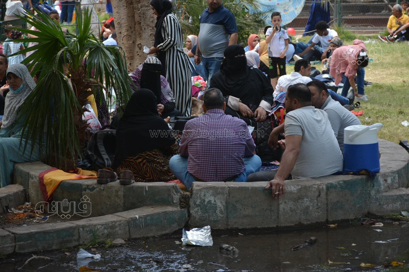 إقبال كبير على حديقة الحيوان (5)