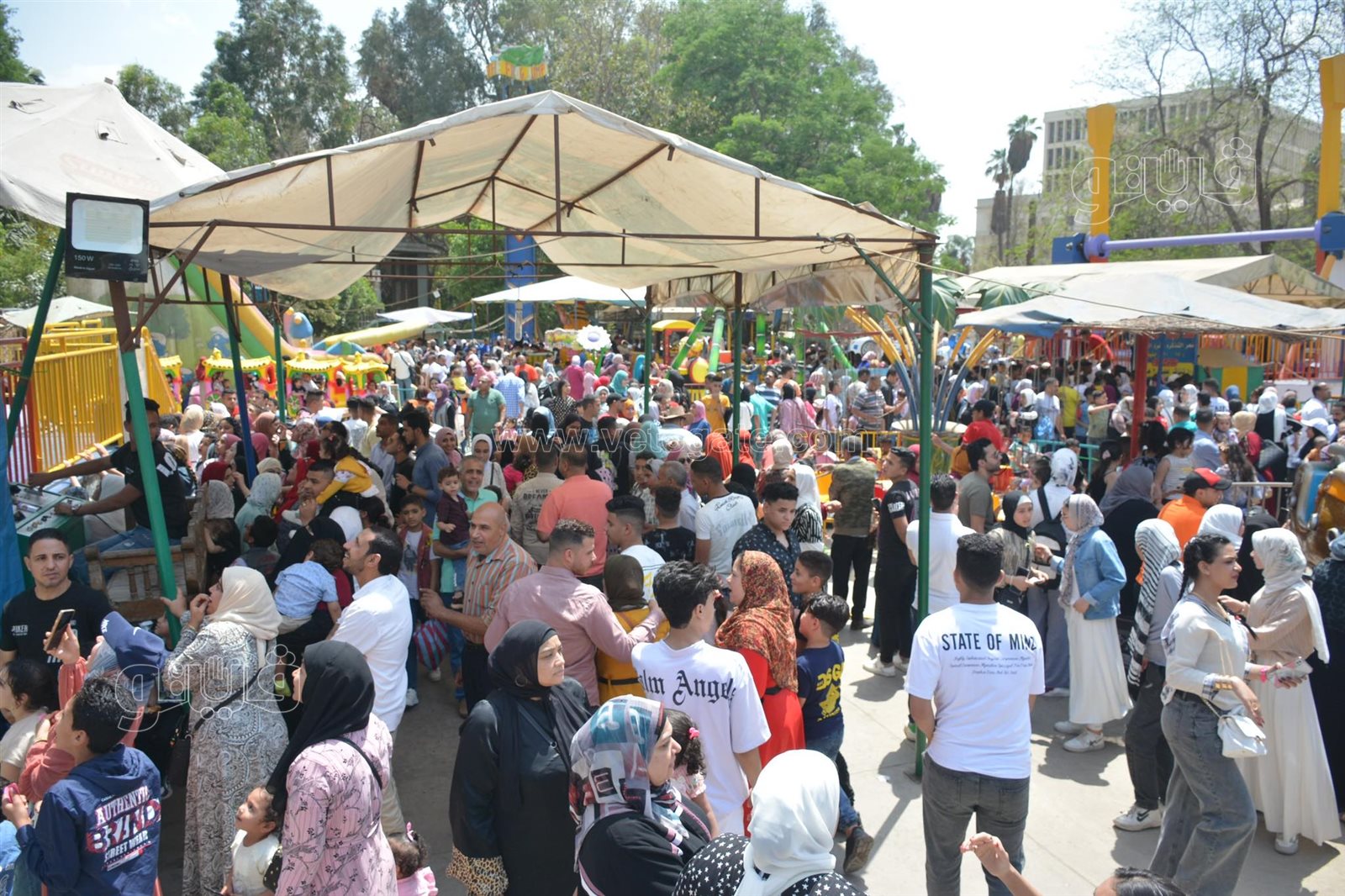 ملاهي حديقة الحيوان (12)