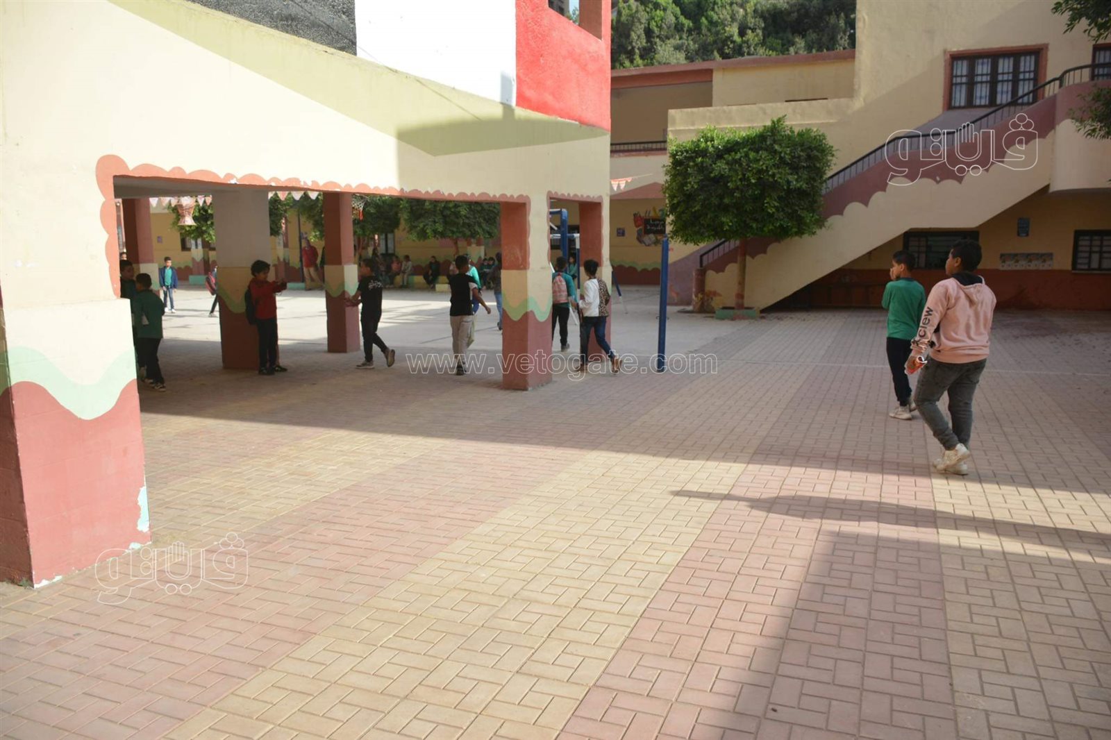 توافد تلاميذ الصف الخامس والسادس الابتدائي على لجان ميت عقبة بالجيزة (19)