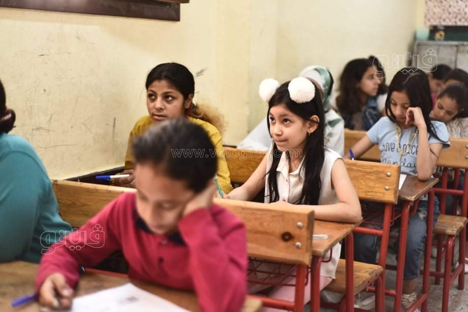 تأدية طلاب رابعة ابتدائى امتحان الرياضيات (5)