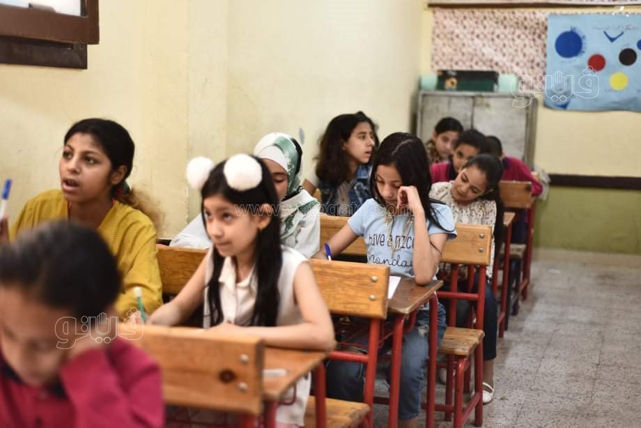 تأدية طلاب رابعة ابتدائى امتحان الرياضيات (6)