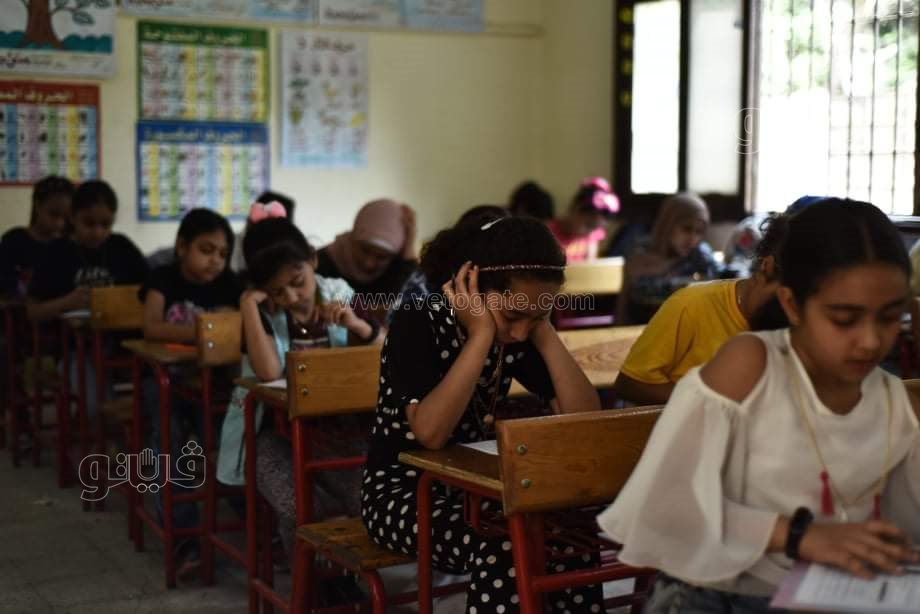 تأدية طلاب رابعة ابتدائى امتحان الرياضيات (8)