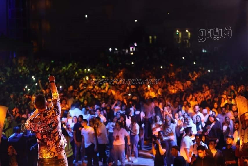 .احمد سعد ومصطفى حجاج يشعلون حفل الجامعه البريطانية بالشروق (21)