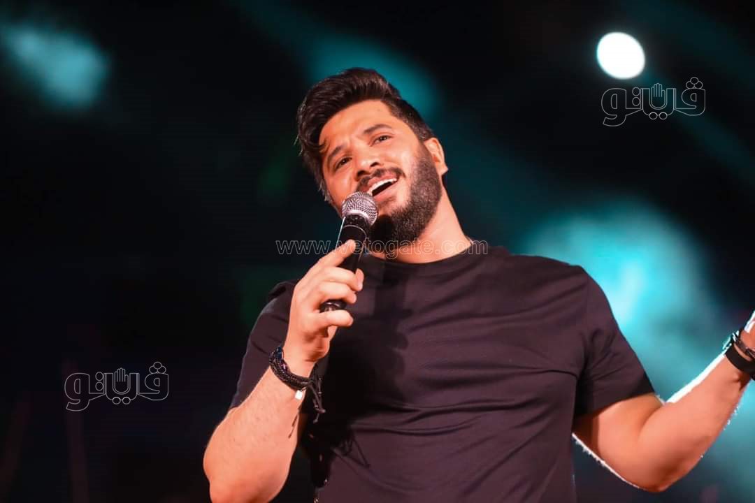 .احمد سعد ومصطفى حجاج يشعلون حفل الجامعه البريطانية بالشروق (25)