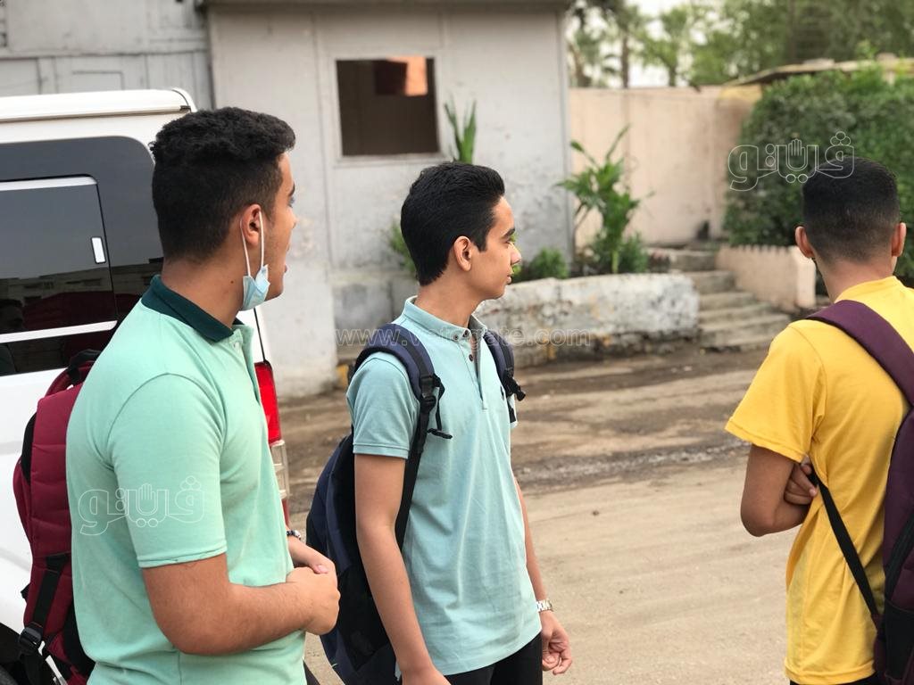 توافد طلاب الشهادة الإعدادية (2)
