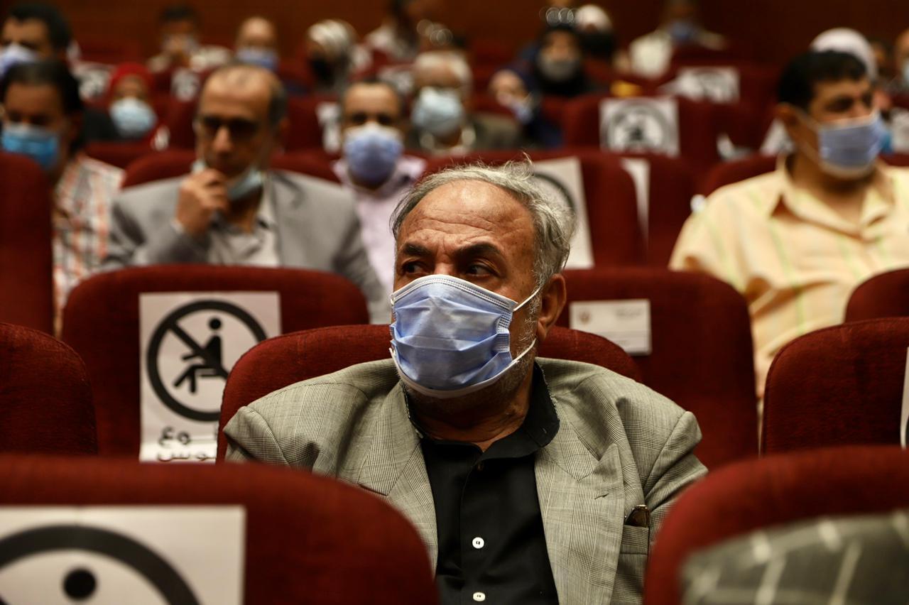 زغاريد وسجود شكرا لله.. رد فعل الفائزين بقرعة الحج بالقاهرة فيديو وصور (3)