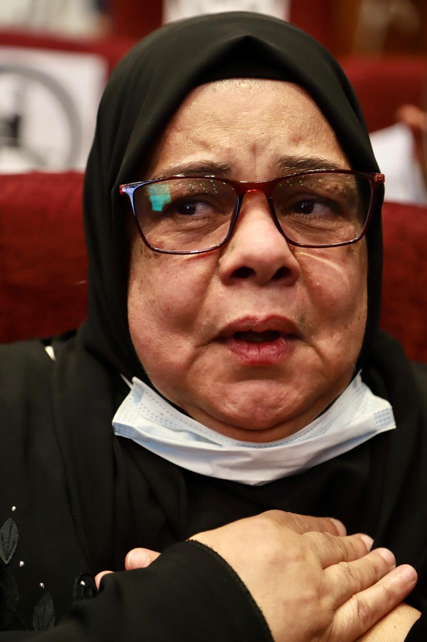 زغاريد وسجود شكرا لله.. رد فعل الفائزين بقرعة الحج بالقاهرة فيديو وصور (11)