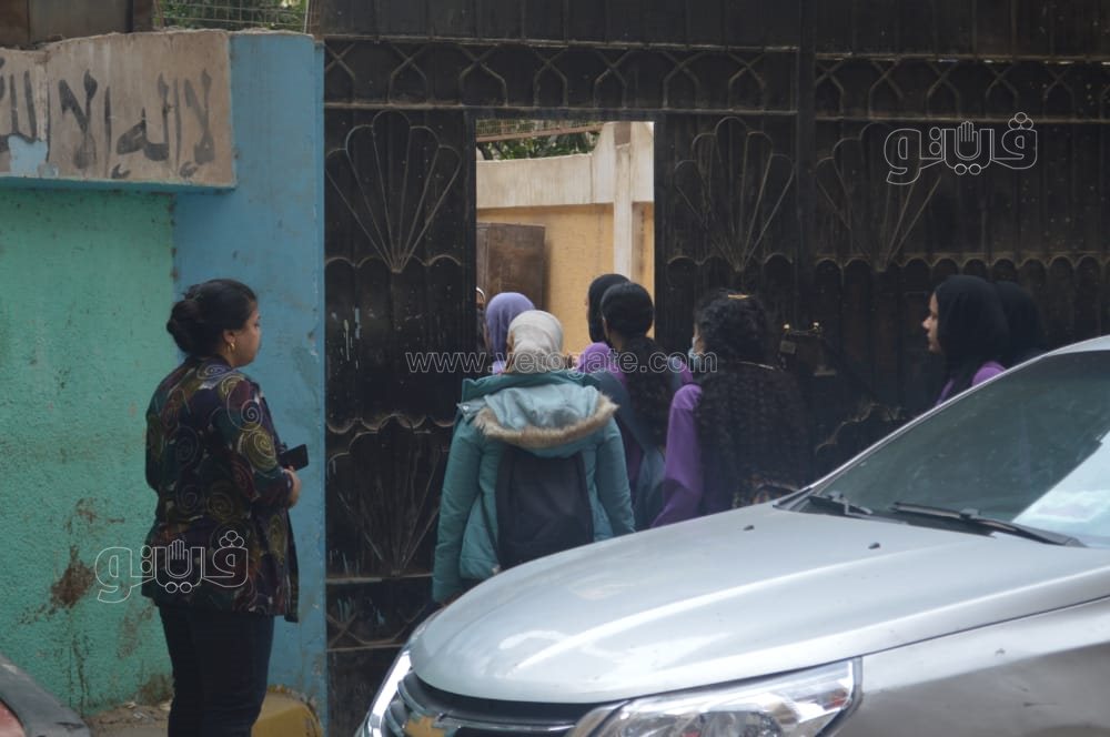 طالبات أولى ثانوي (1)