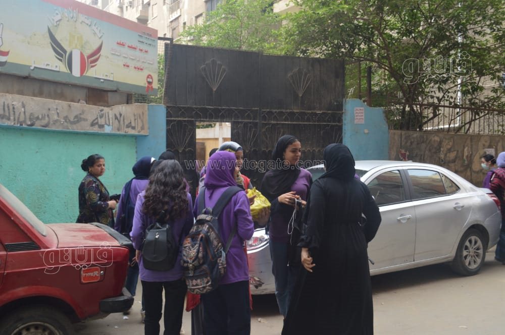 طالبات أولى ثانوي (2)