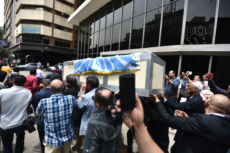 تشييع جثمان صلاح منتصر (12)