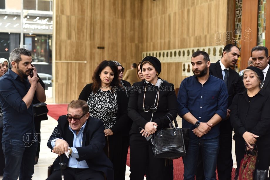 انهيار شقيق صلاح منتصر أمام جثمانه (3)