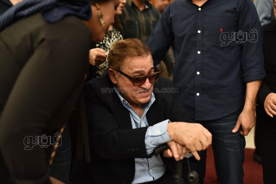 انهيار شقيق صلاح منتصر أمام جثمانه (4)