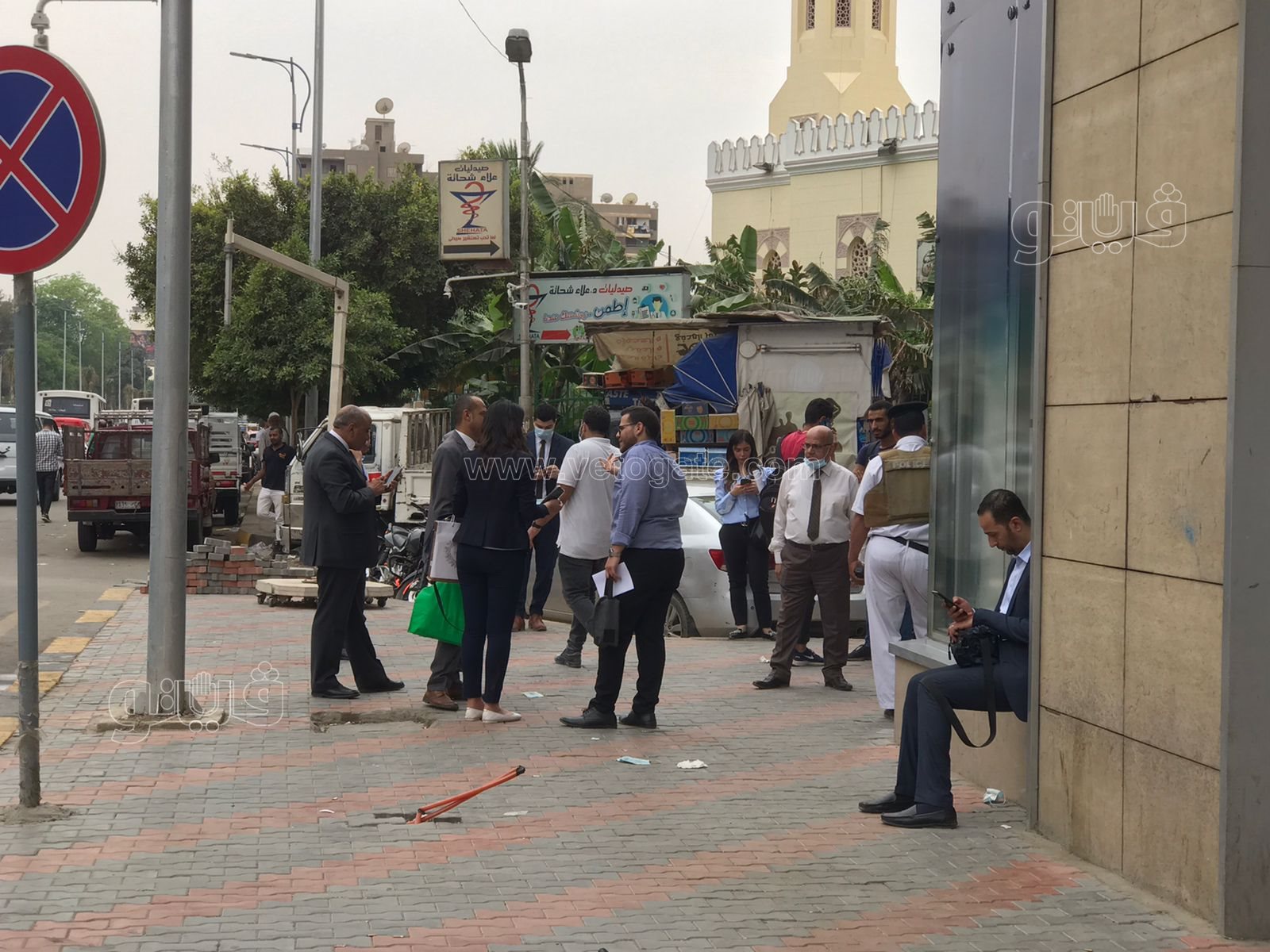 إخماد حريق داخل بنك Cib (1)