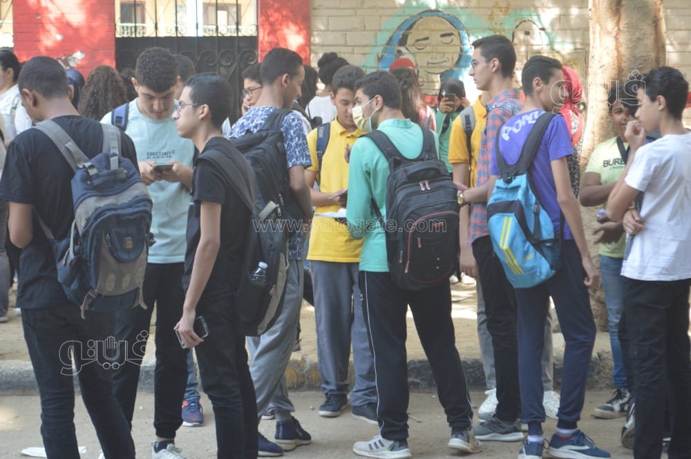 طلاب الشهادة الإعدادية بالجيزة2