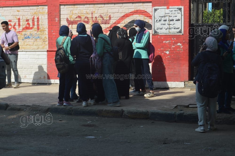 طلاب الشهادة الإعدادية بالجيزة3