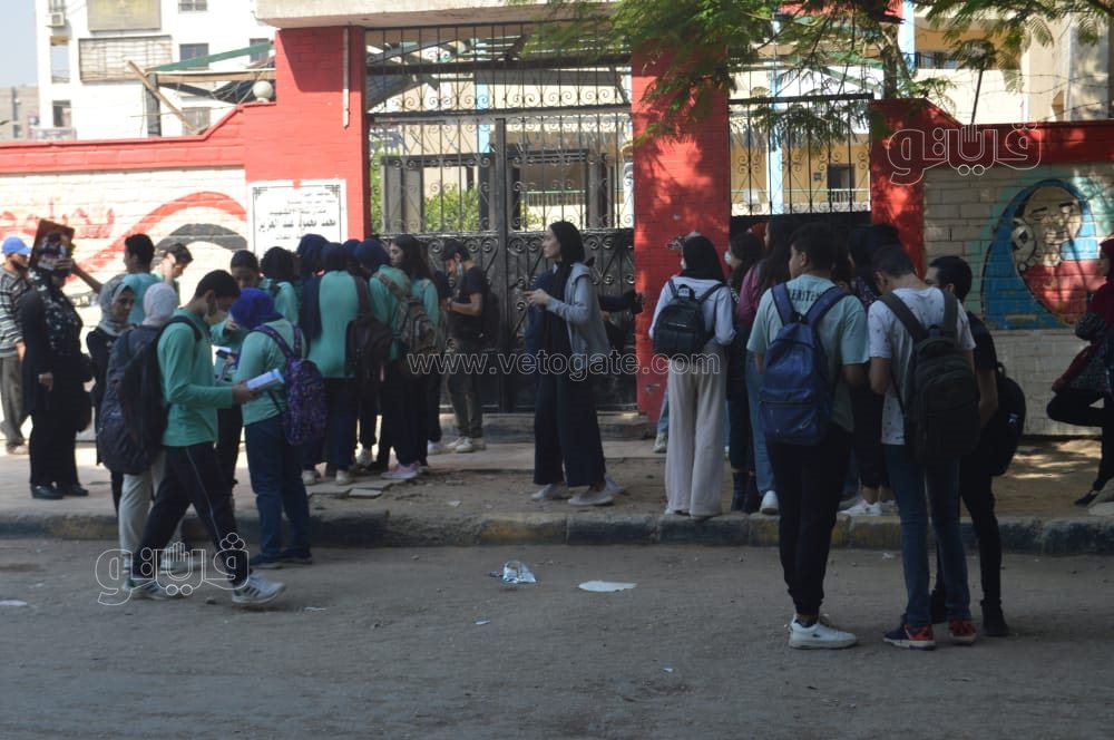 طلاب الشهادة الإعدادية بالجيزة6