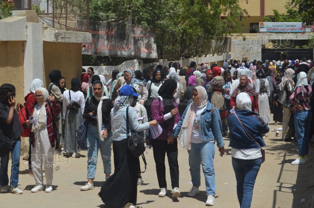 طلاب الشهادة الإعدادية (3)