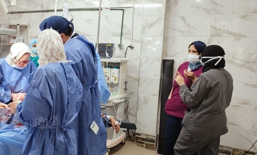 سيدة تضع 5 توائم في ولادة قيصرية (5)