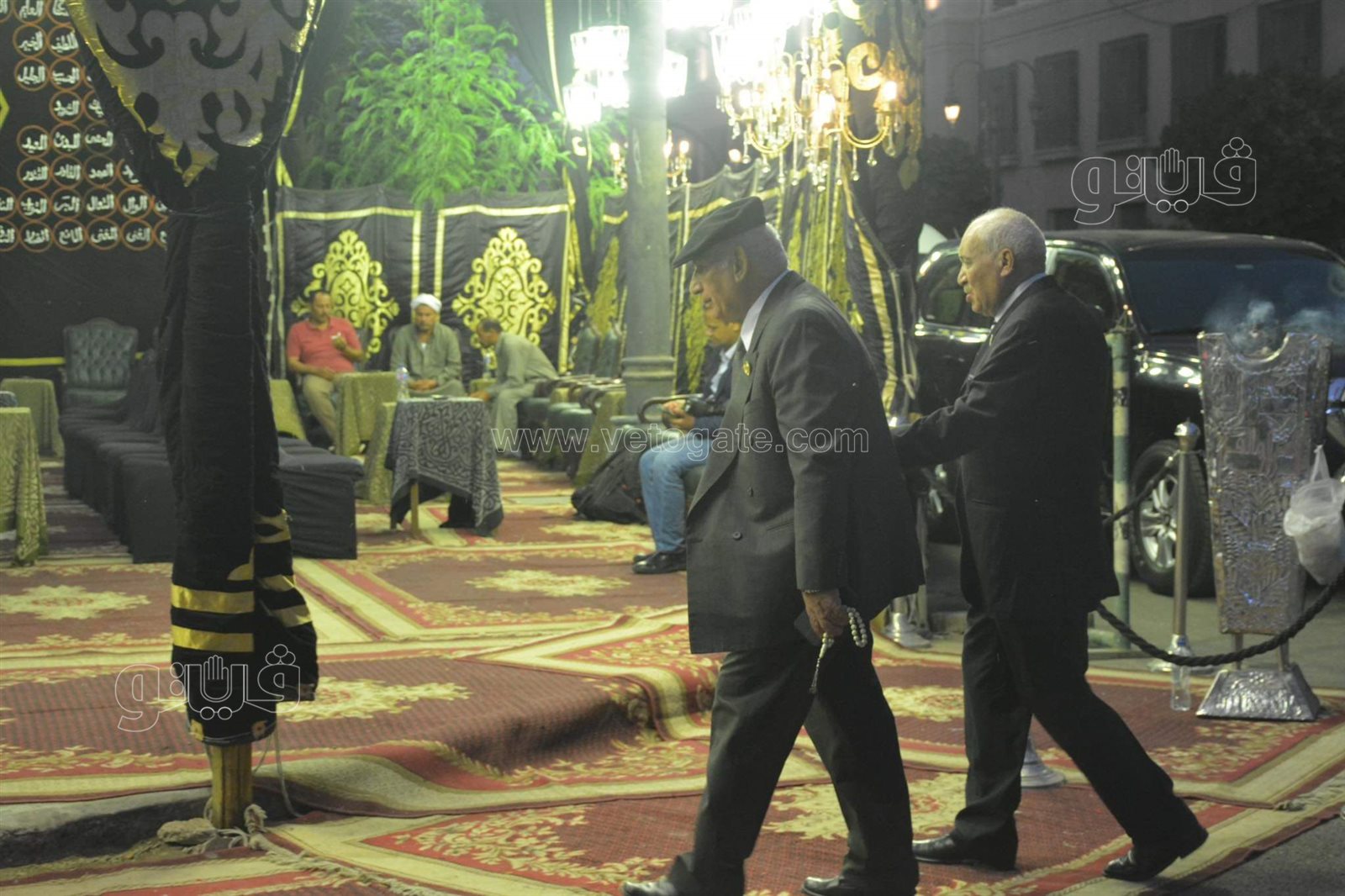 حسن حمدي وحسام غالي وشوبير في عزاء والد محمد سراج (1)