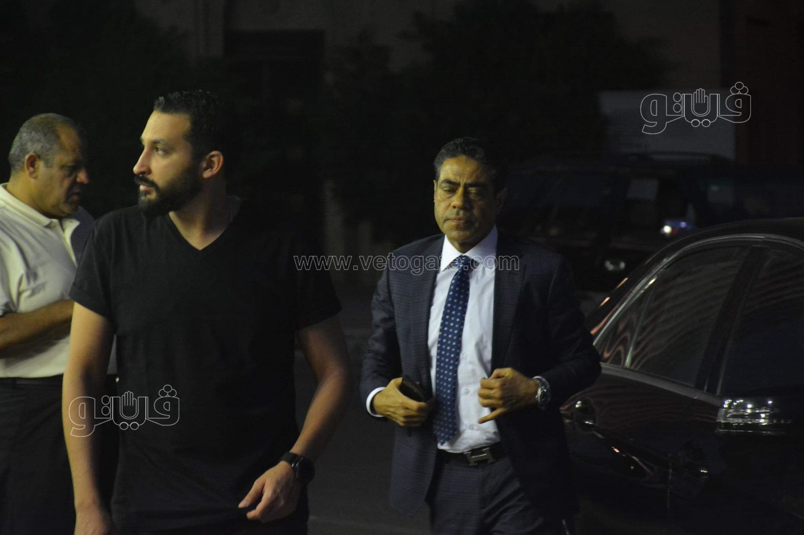 حسن حمدي وحسام غالي وشوبير في عزاء والد محمد سراج (7)