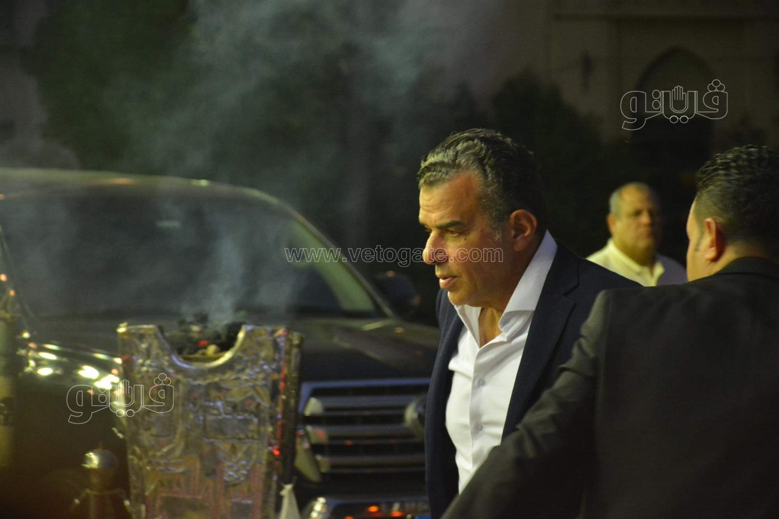 حسن حمدي وحسام غالي وشوبير في عزاء والد محمد سراج (31)