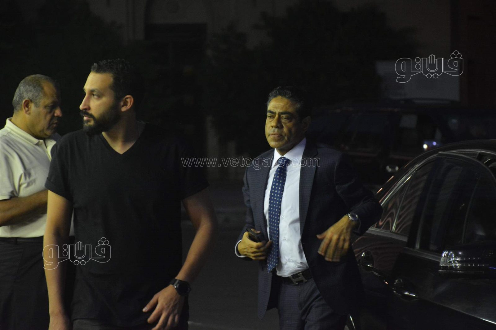 حسن حمدي وحسام غالي وشوبير في عزاء والد محمد سراج (36)