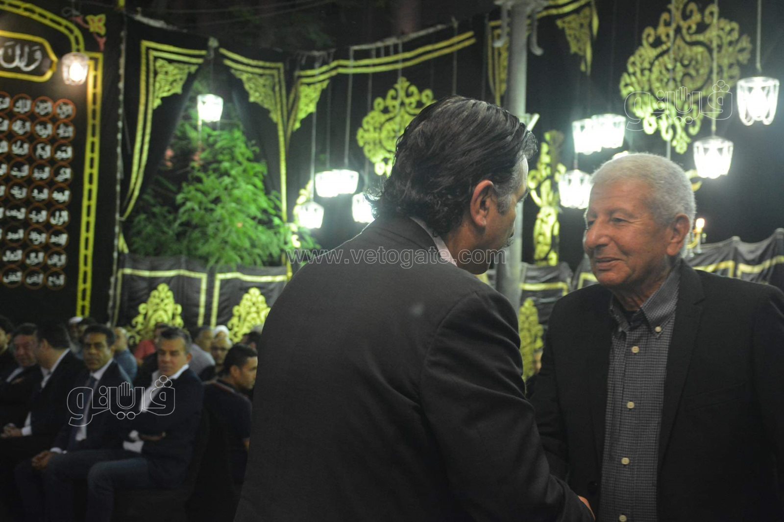 العامري فاروق وصبري فواز ومحمد العدل في عزاء والد محمد سراج (32)