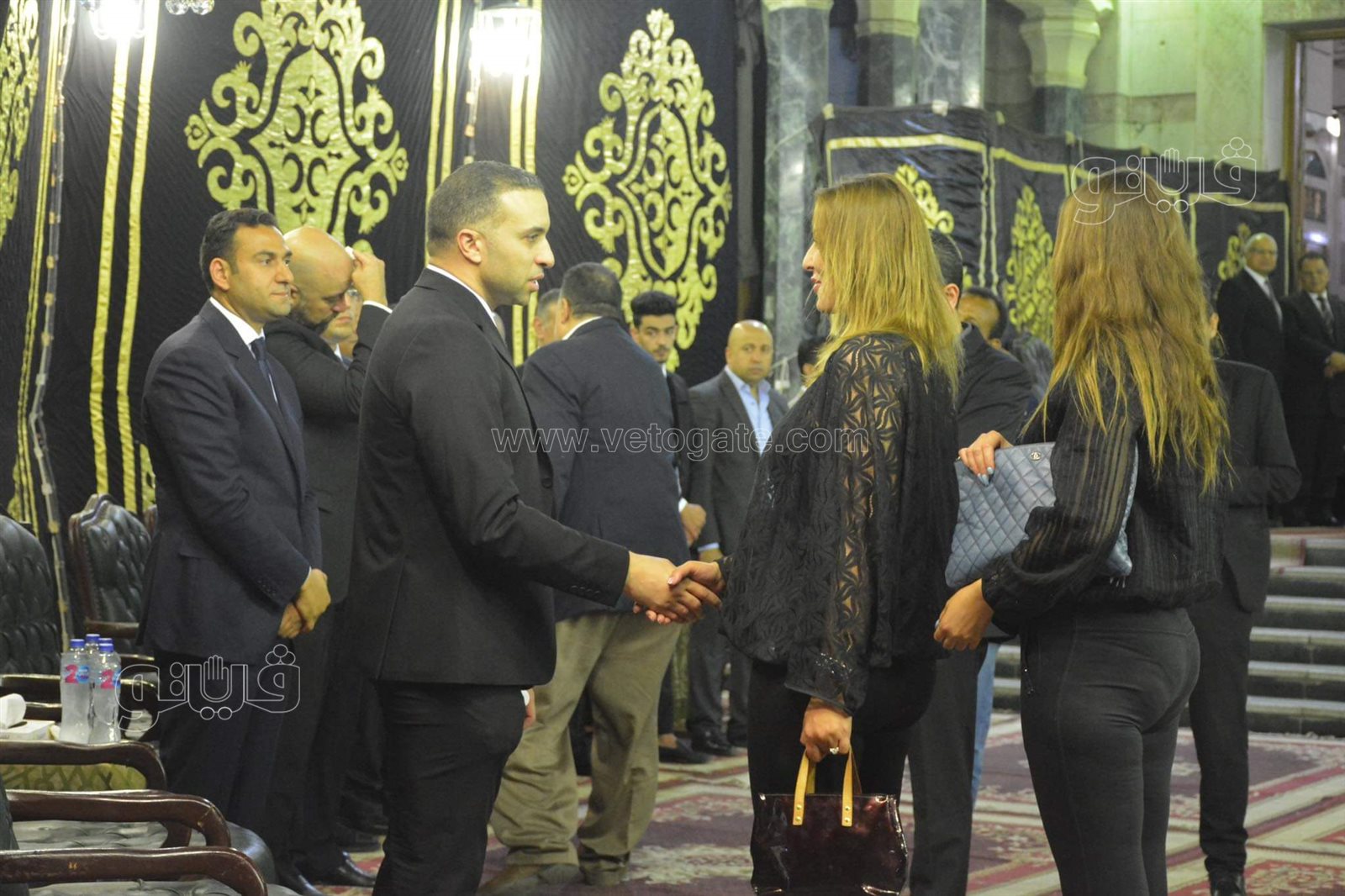 احمد دياب والدرندلى وخالد بيبو يشاركون في عزاء والد محمد سراج (13)