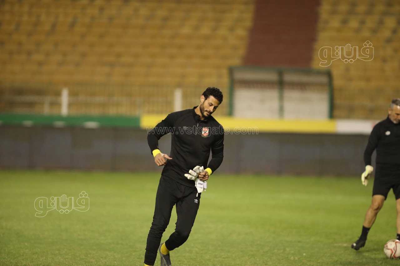 التعادل السلبي يسيطر على لقاء الأهلي وإنبي بعد 15 دقيقة (1)