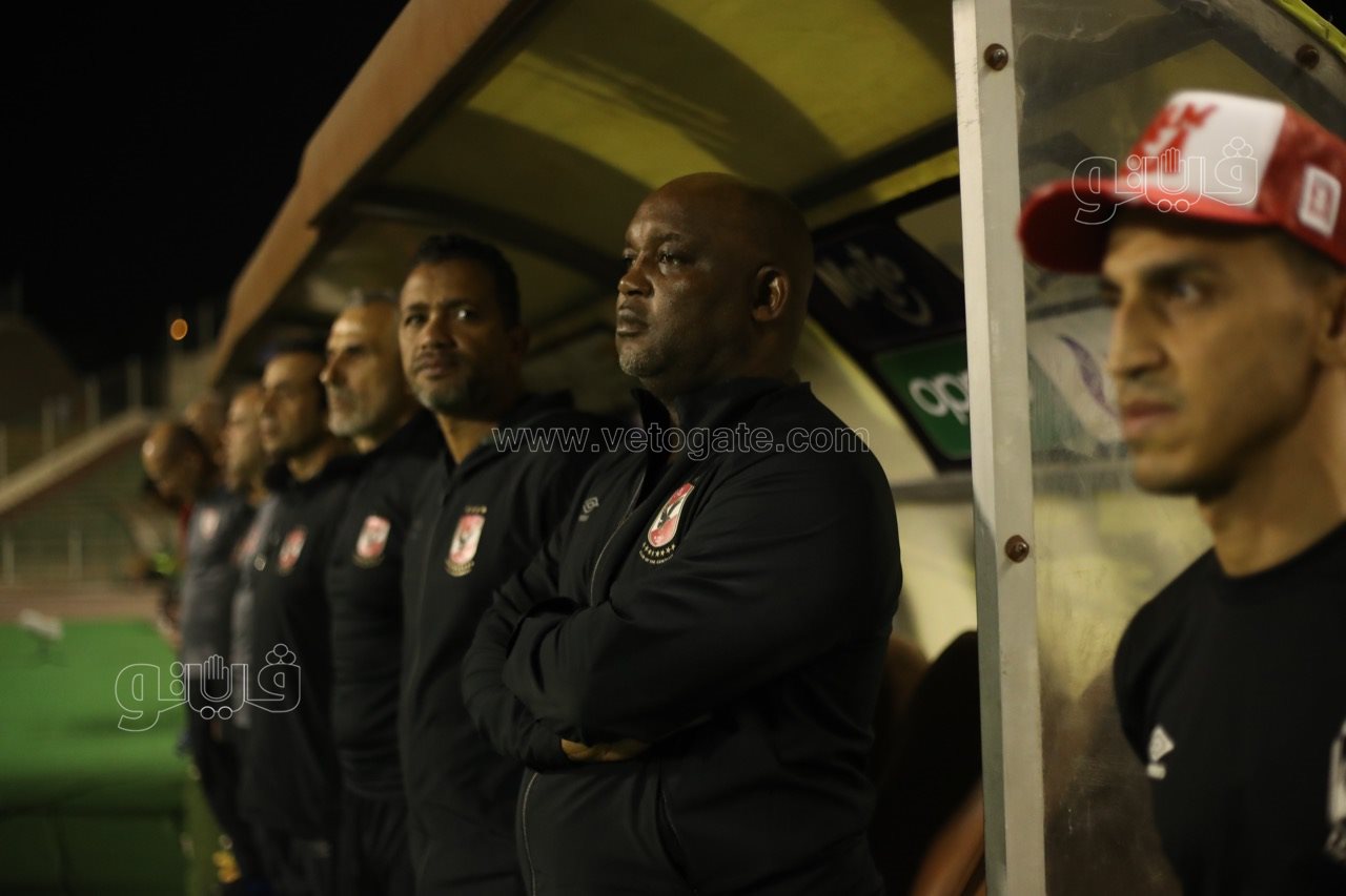 التعادل السلبي يسيطر على لقاء الأهلي وإنبي بعد 15 دقيقة (2)