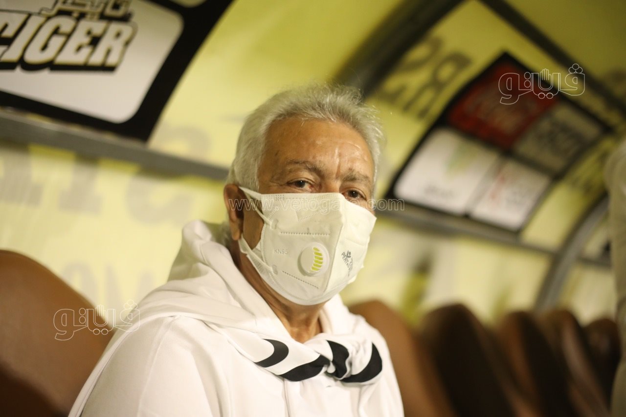 التعادل السلبي يسيطر على لقاء الأهلي وإنبي بعد 15 دقيقة (6)