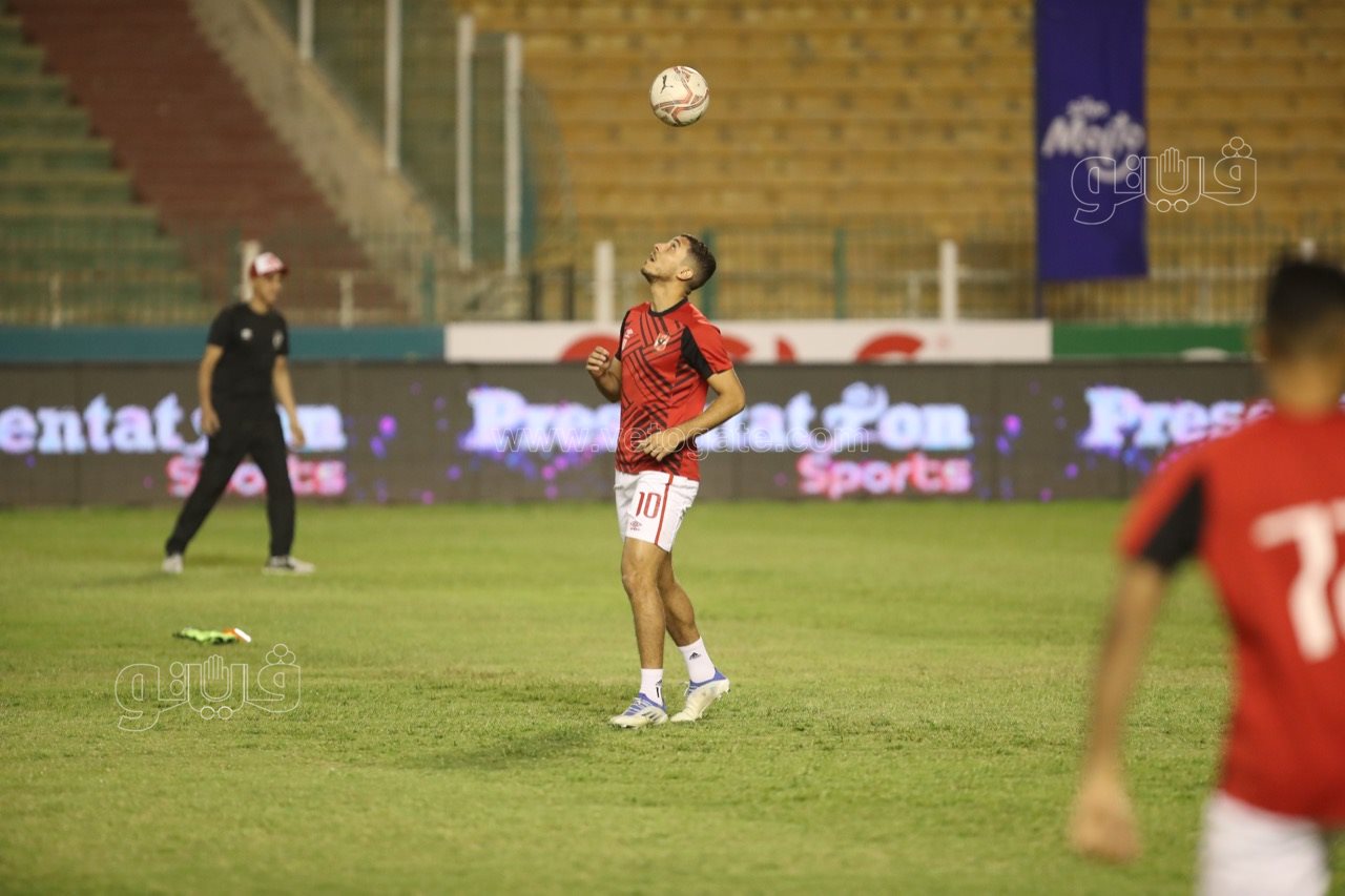 التعادل السلبي يسيطر على لقاء الأهلي وإنبي بعد 15 دقيقة (7)