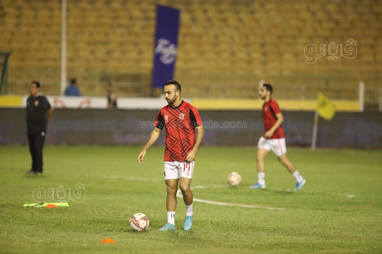 التعادل السلبي يسيطر على لقاء الأهلي وإنبي بعد 15 دقيقة (8)