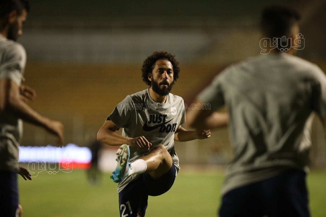 التعادل السلبي يسيطر على لقاء الأهلي وإنبي بعد 15 دقيقة (9)